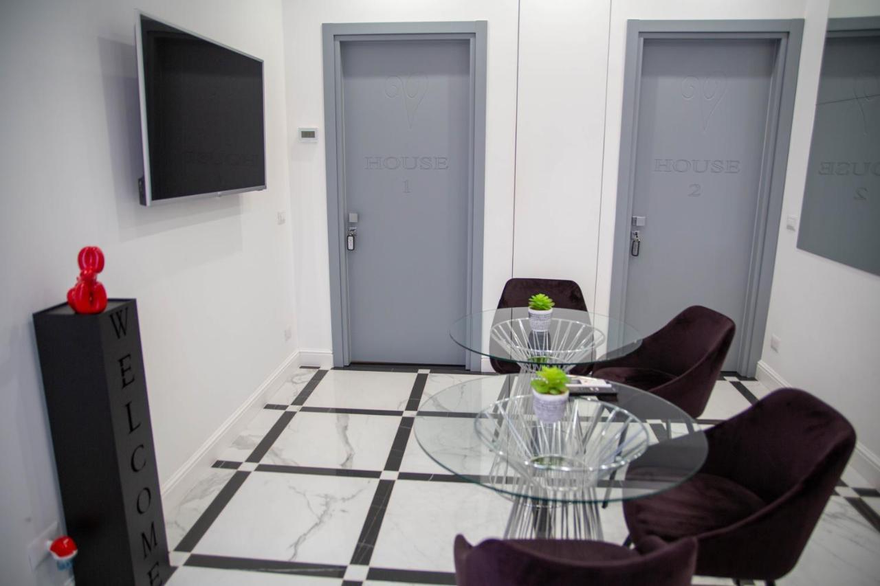 Bed & Breakfast Vhouse *